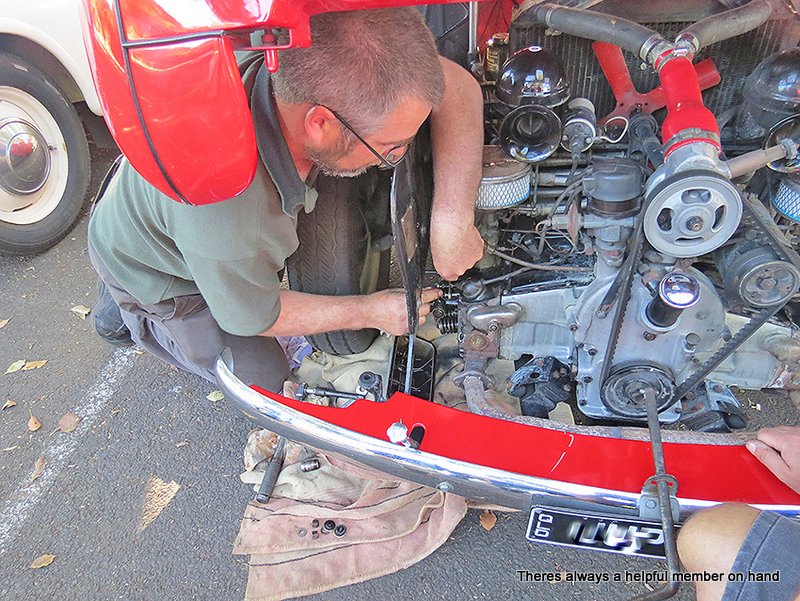 Mechanic on hand-001